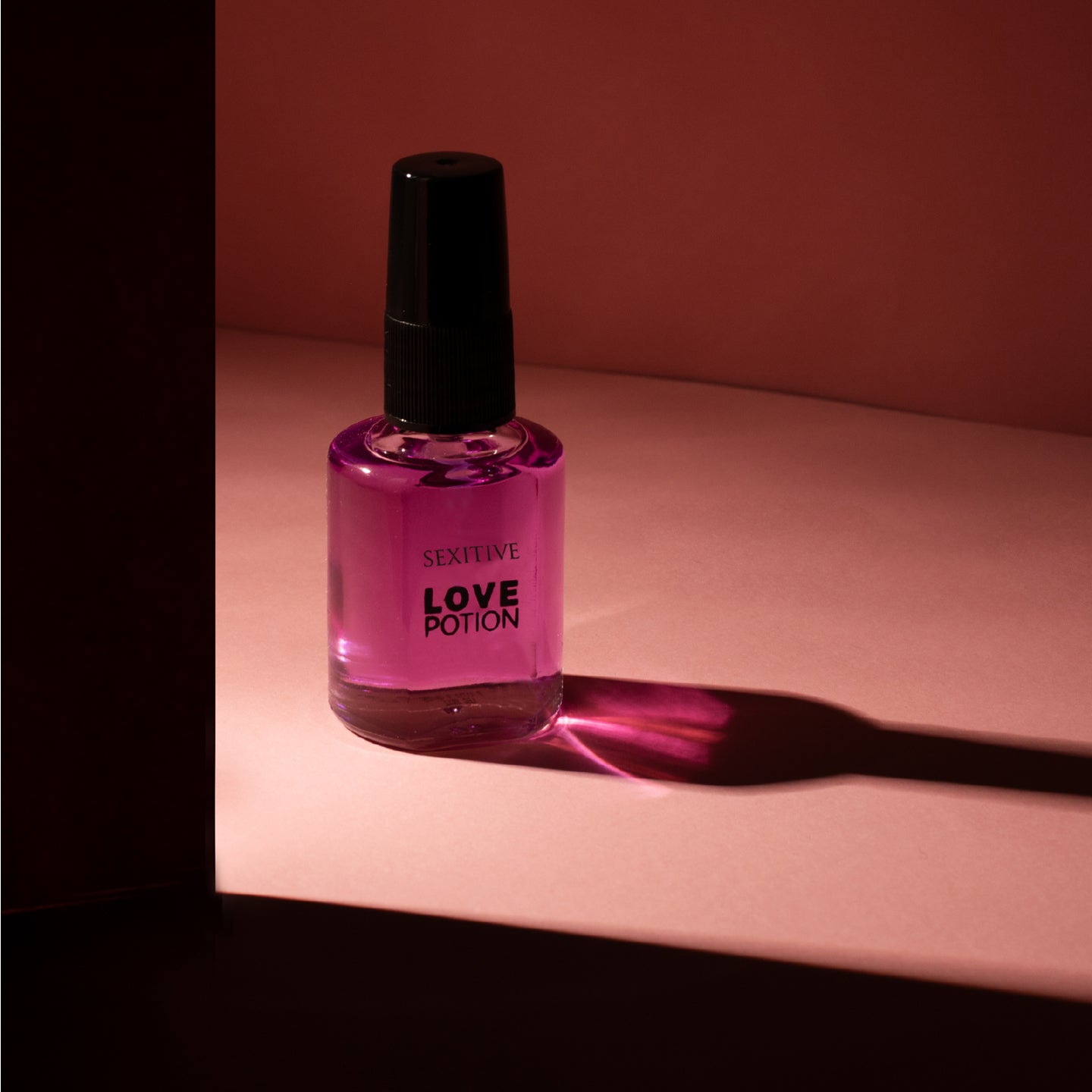 LOVE POTION - Aceite corporal íntimo con sabor a champagne. Sensación envolvente de calor. 30 ml